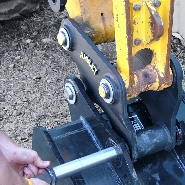 Amulet Mini-Hitch Excavator Manual Quick Coupler